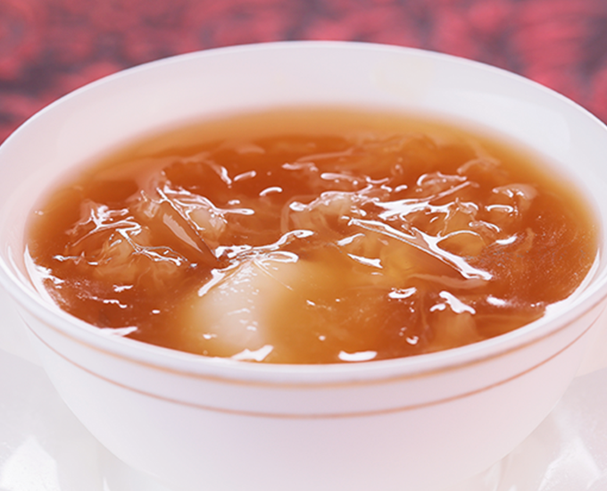 フカヒレスープ(水餃子入り)